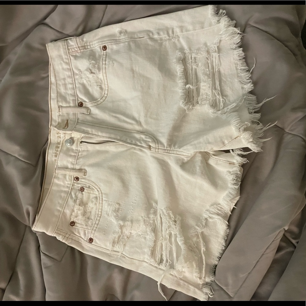 American eagle white distressed jean shorts